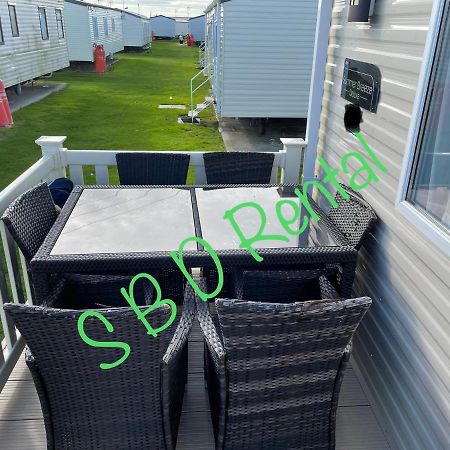 Summer Breeze Deluxe Caravan Rental Saint Osyth Экстерьер фото