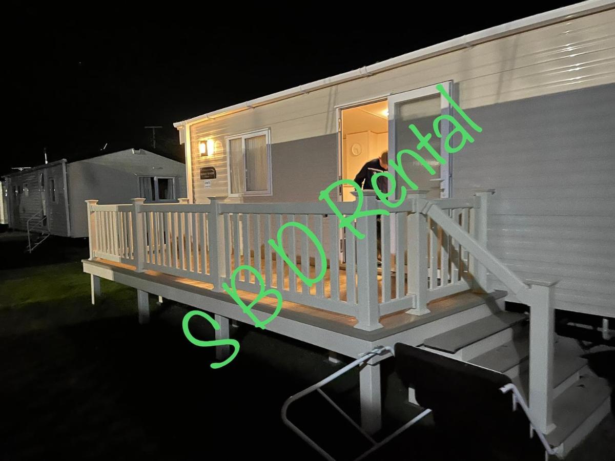 Summer Breeze Deluxe Caravan Rental Saint Osyth Экстерьер фото