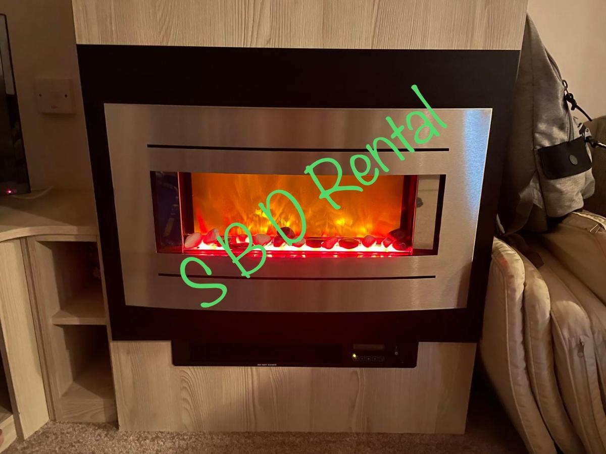 Summer Breeze Deluxe Caravan Rental Saint Osyth Экстерьер фото